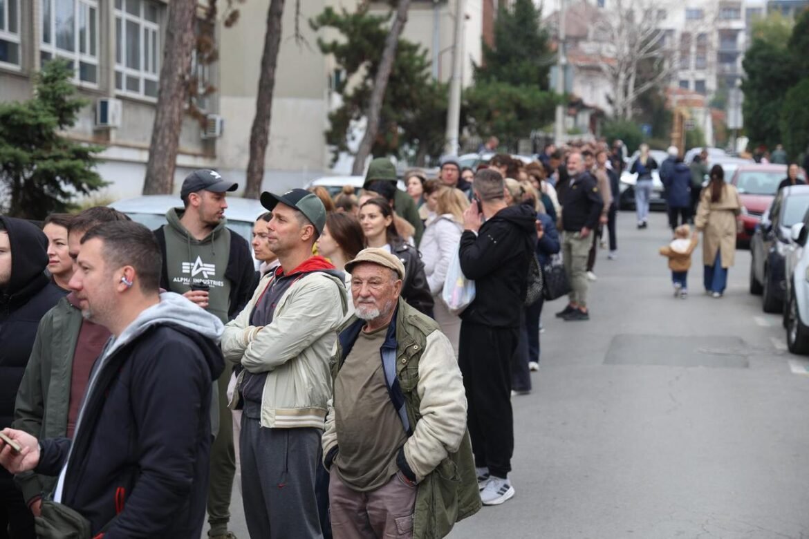 Izbori u Srbiji: Do 17 časova glasalo 60,9 odsto birača